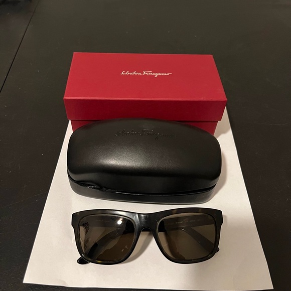 Salvatore Ferragamo Black Sunglasses - Picture 2 of 6